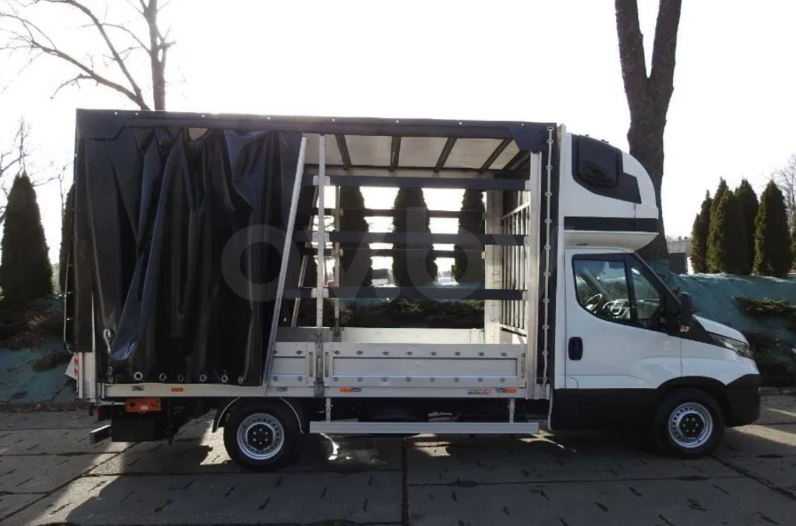 боковая загрузка